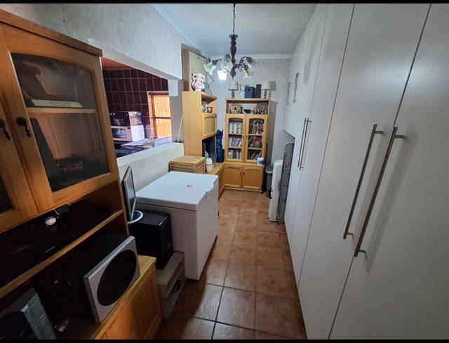 5 BEDROOM HOUSE FOR SALE IN VANDERBIJLPARK SE 1